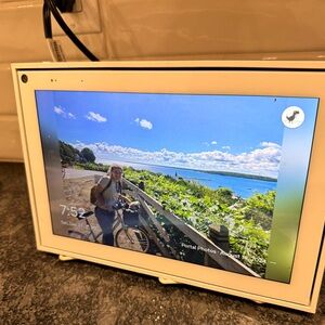 Meta Portal - by Facebook